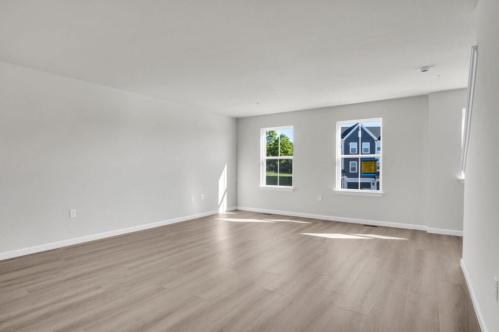 6 Morgan Dr, Carlisle, PA 17015 - photo 1