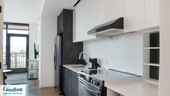 632 Howard Rd SE unit 637, Washington, DC 20020 - photo 3