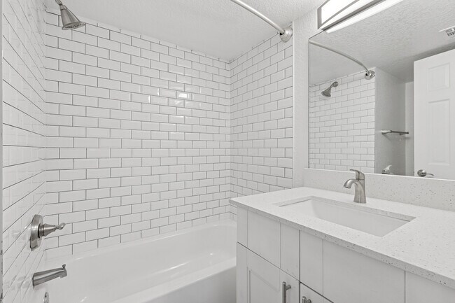 Harper Flats, Tampa, FL 33616 - photo 5