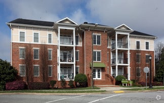 238 E Lewis St, Greensboro, NC 27406