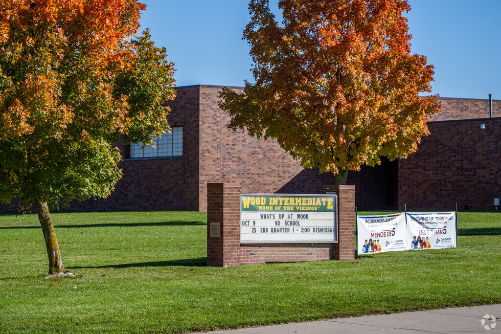 Wood Intermediate School provides education for students of the North Side in Davenport, Iowa.