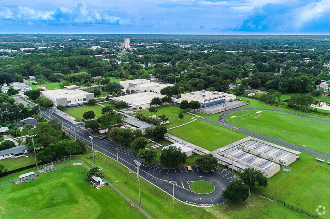 Lockhart Middle School students love the campus.