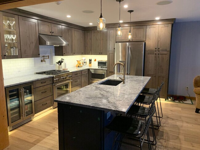 3A Black Pine unit ID1261564P, Dover, VT 05356 - photo 5