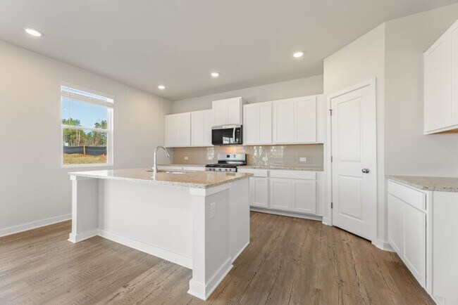 5262 Mulberry Creek Way, Flowery Branch, GA 30542 - photo 6