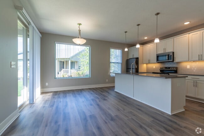 3BR, 2BA - 1,475SF - Aspen Homes - Dining Room