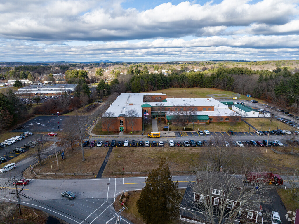 Nottingham West Elementary School serves grades kindergarten through 5th.