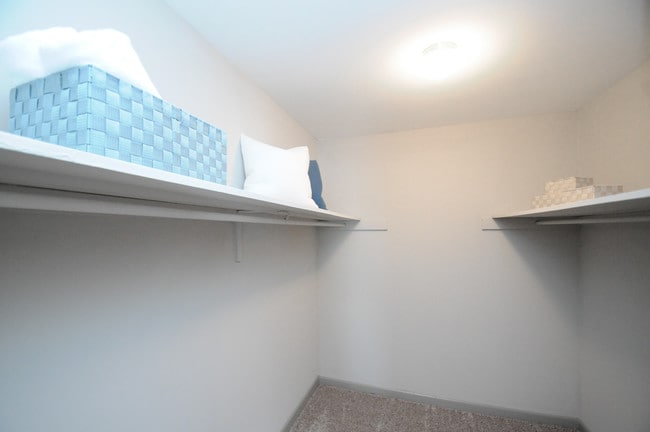 Cabana, Huntsville, AL 35805 - photo 6