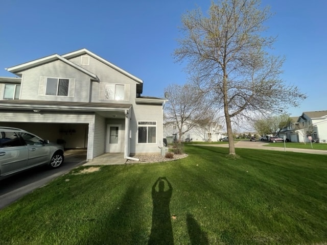 2103 Parkway Ave, Shakopee, MN 55379 - photo 2