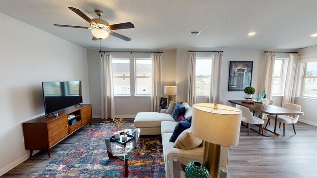 Urban Homes, Temple Plan unit 36759376, Austin, TX 78744 - photo 5