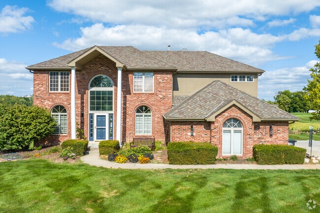 Stately columns and impressive brickwork are common on homes in Eagle Run.