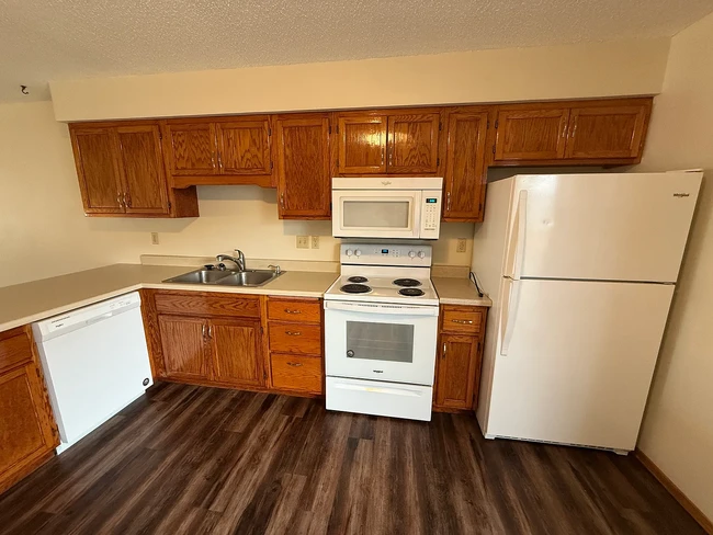 Kitchen and appliances