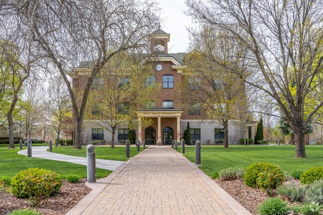 College Place is home to Walla Walla University.