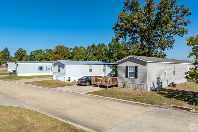 Morning Meadow is a nice manufactured home community in the center of Brownsville.