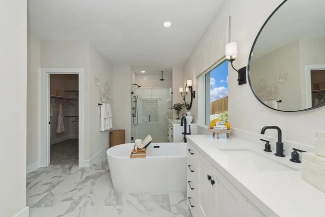 1204 Butterfly Dale Dr, Lavon, TX 75166 - photo 3