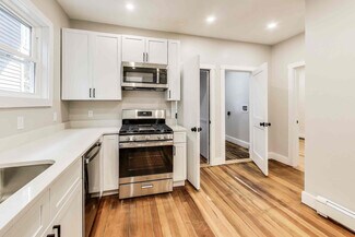 5 Carson St Unit 2, Boston, MA 02125