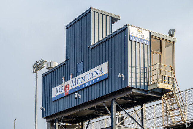 The football stadium at Ringgold High School is named after Joe Montana.