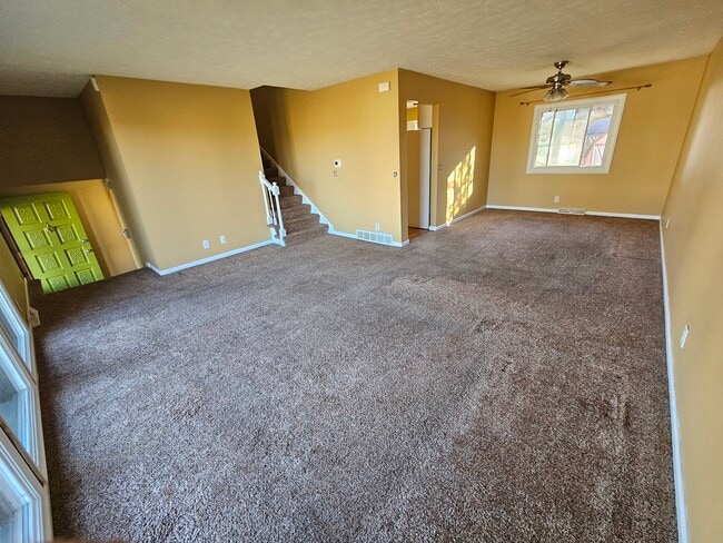 11327 Camden Ave, Omaha, NE 68164 - photo 7