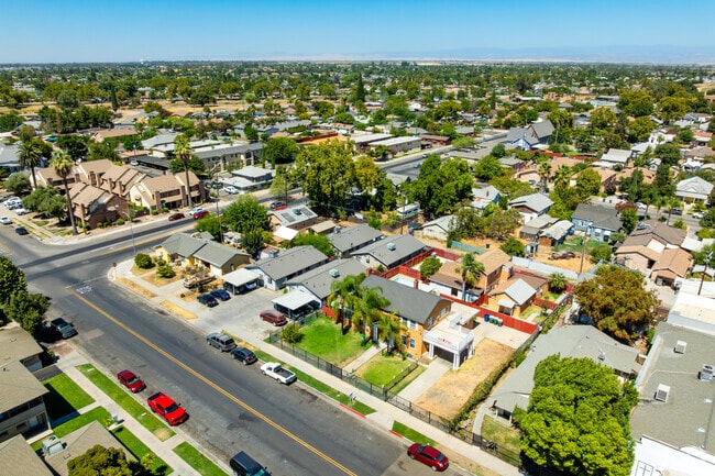 Downtown Madera homes are tightly packed on a grid of residential streets.