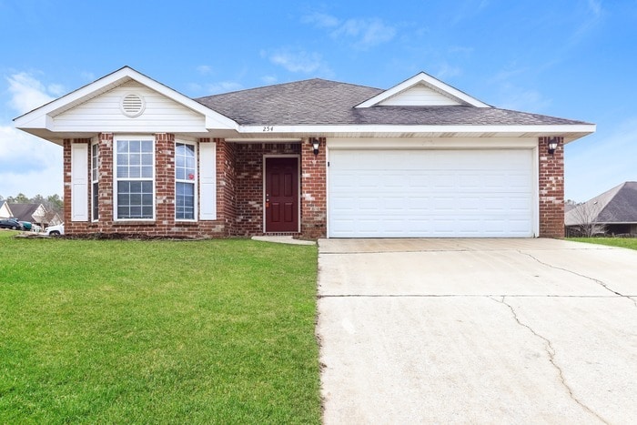 254 Ivy Hills Cir, Calera, AL 35040 - photo 1