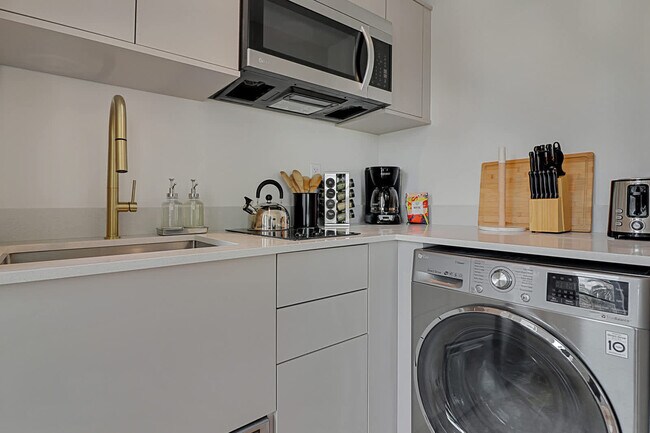 4025 Indian Creek Dr unit ID1272091P, Miami Beach, FL 33140 - photo 7