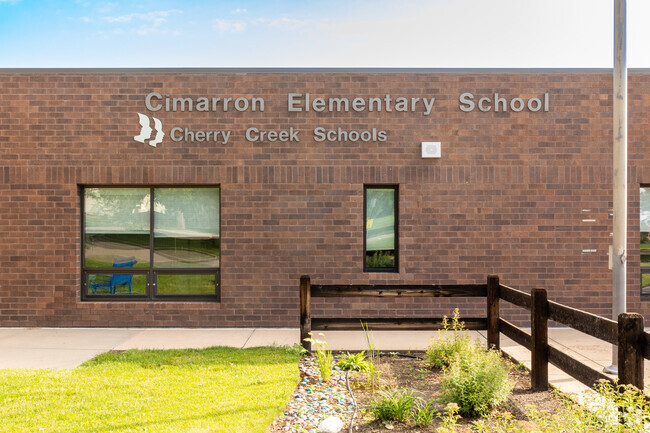 Cimarron Elementary School in Carriage Place has a student-teacher ratio of 15 to 1.