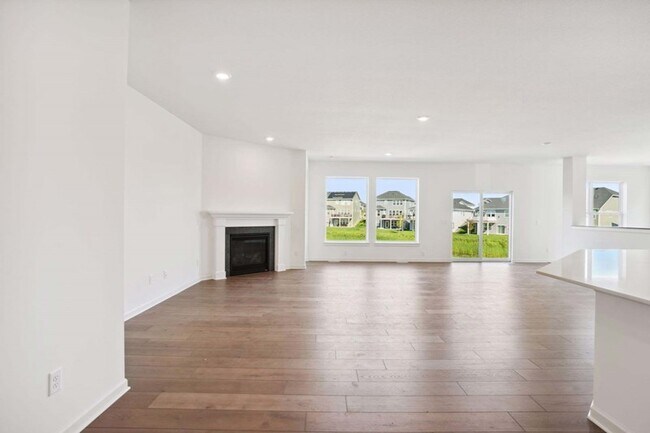 11612 Brayburn Trail unit 36450126, Osseo, MN 55369 - photo 7