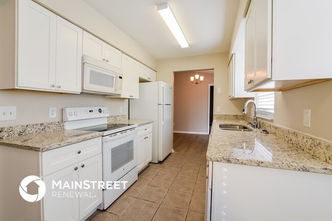 8734 Brackenwood Dr, Orlando, FL 32829 - photo 7