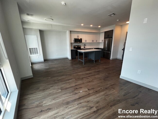 80 Rugg Rd unit 1BR, Allston, MA 02134 - photo 4