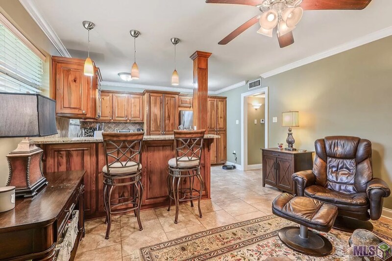 Park Place Condominiums unit 127, Baton Rouge, LA 70806 - photo 1