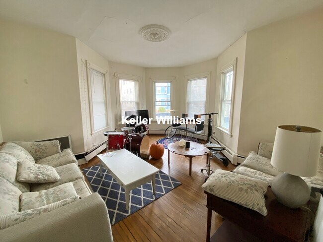 140 Calumet St unit 1, Roxbury Crossing, MA 02120 - photo 6