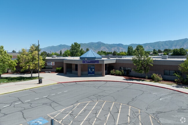 Northlake Elementary School is located in the Tooele neighborhood.