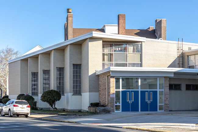 Gordon Parks Academy mission is to provide a safe learning environment.