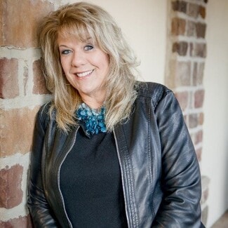 Lisa Adams