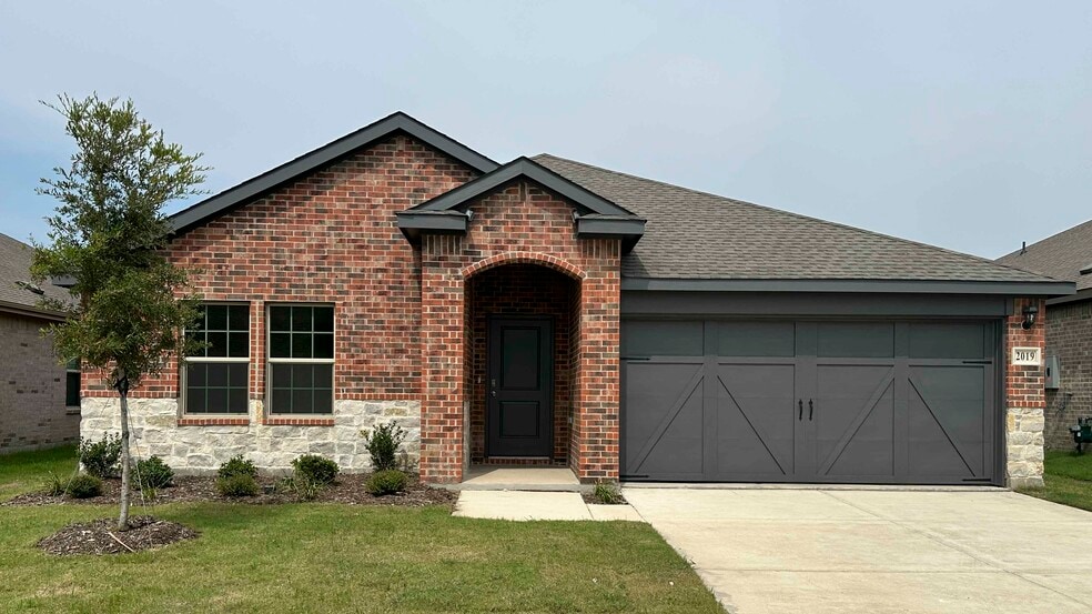 2139 Thornton Dr, Crandall, TX 75114 - photo 1