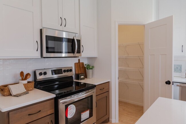 1449 66th Ave S unit 36808814, Fargo, ND 58104 - photo 6