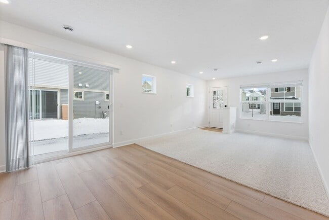 3019 Hemlock St, Little Canada, MN 55117 - photo 5