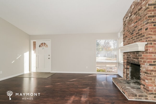 3145 Kingsley Dr, Florissant, MO 63033 - photo 4