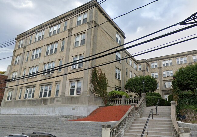 20 Colborne Rd unit 2, Brighton, MA 02135 - photo 2