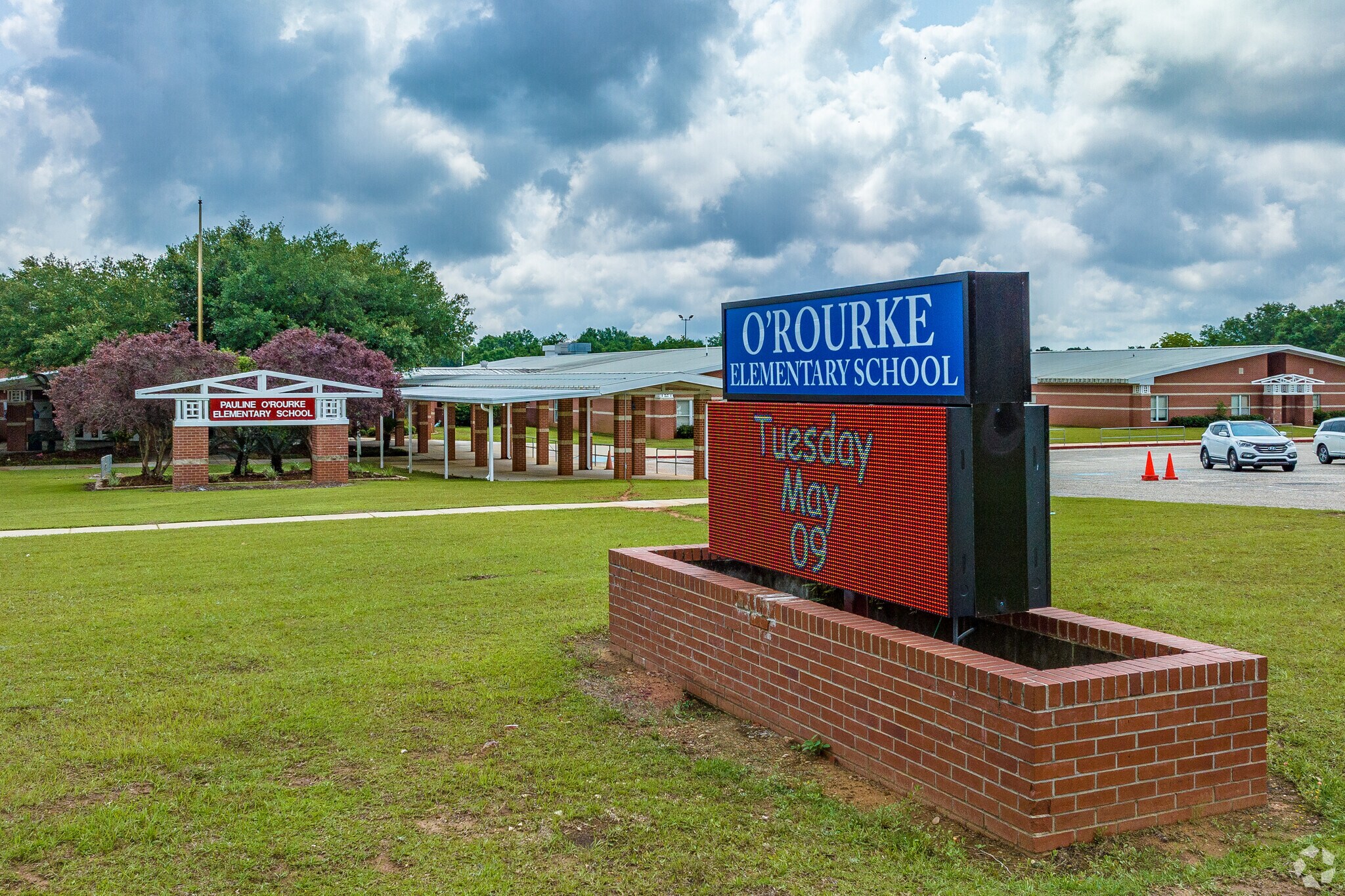 school sign
