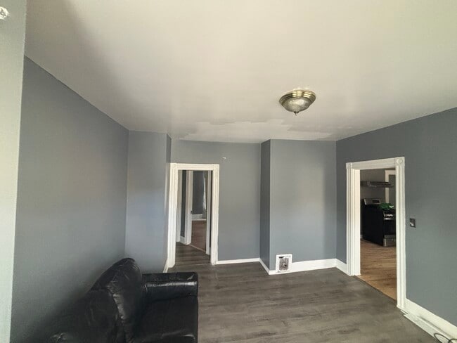 29 Derby St unit 2, Somerville, MA 02145 - photo 4