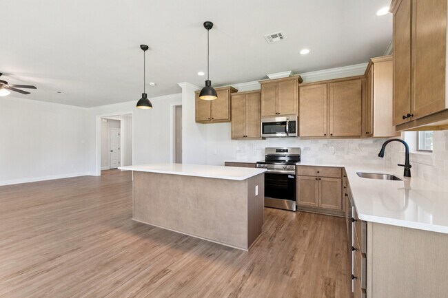 501 Pemberton Place, Picayune, MS 39466 - photo 6