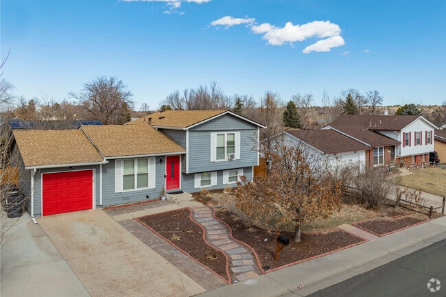 A splash of color brightens the inviting, quiet Horseshoe Park in Aurora, Colorado.