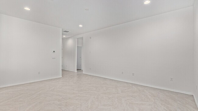 13464 N Samantha Ln unit 36210921, Marana, AZ 85653 - photo 5