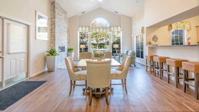 175 Centre St unit 1208, Quincy, MA 02169 - photo 2