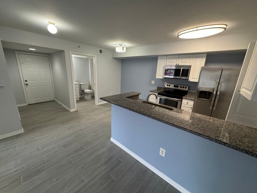 141 SW Palm Dr unit 101, Port Saint Lucie, FL 34986 - photo 1