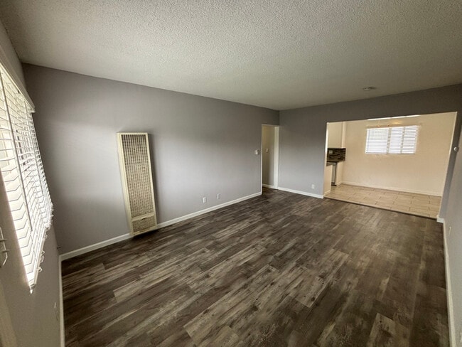 3313 Artesia Blvd, Torrance, CA 90504 - photo 2