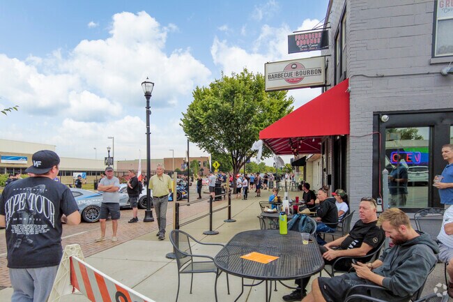 Popular restaurants and breweries can be found by Key Meadows locals on Speedway's Main Street.