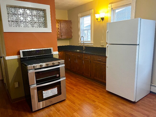 85 Vinton St unit 85V-3, Providence, RI 02909 - photo 5