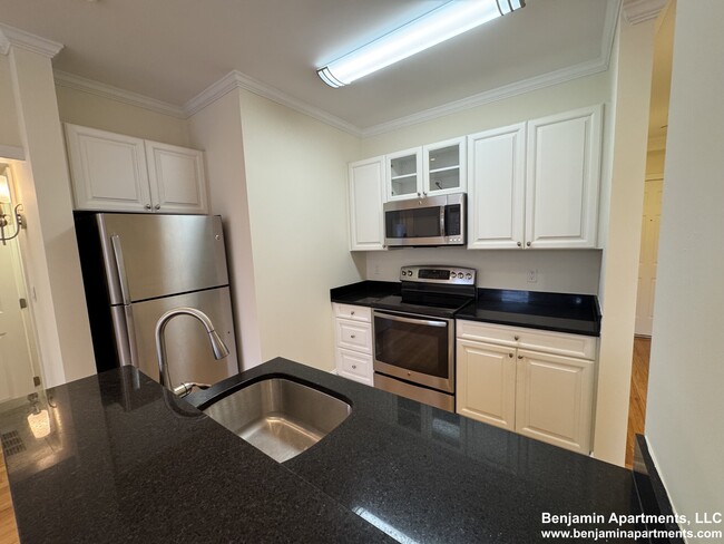 5 Chauncy St unit 1 Langdon St., 21, Cambridge, MA 02138 - photo 2