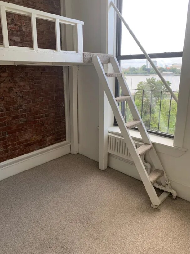 17 Bay State Rd Unit A2, Boston, MA 02215